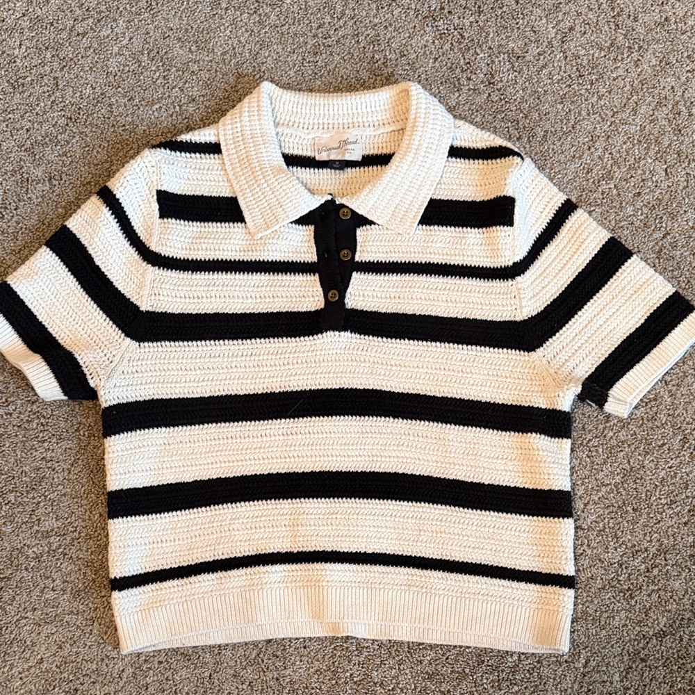 Universal Thread Short-Sleeved Polo Sweater